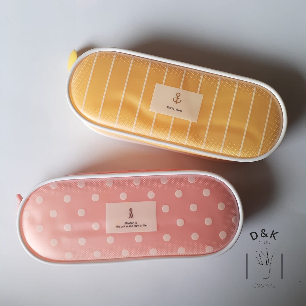 

Kotak Pensil Kuning dan Pink