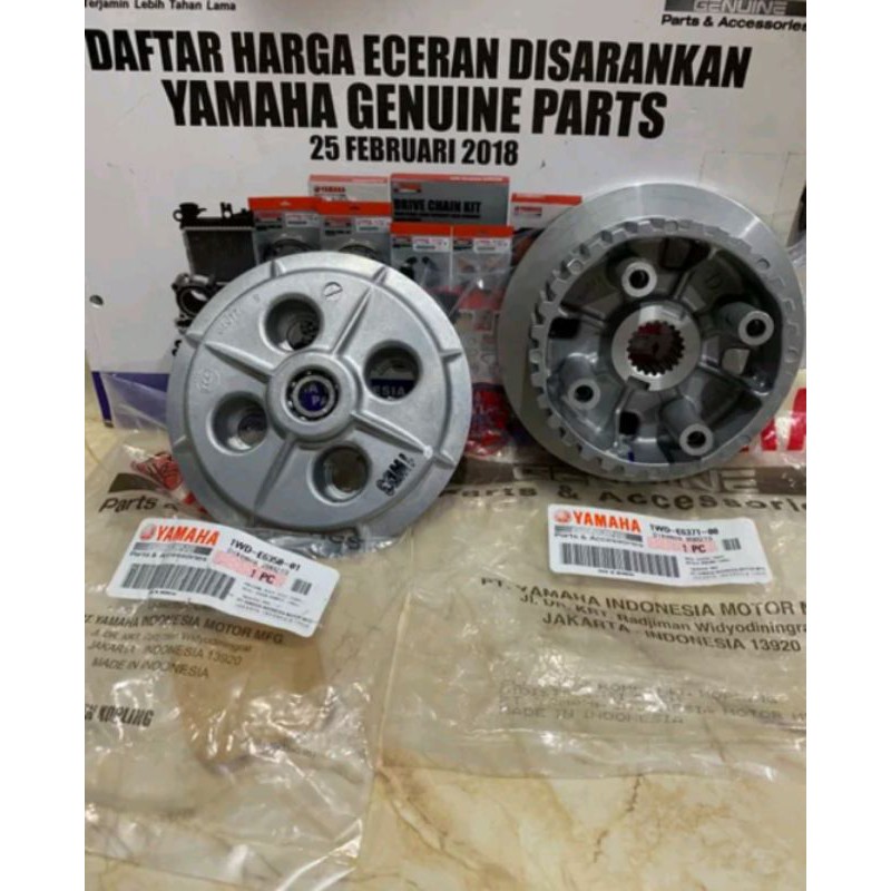RUMAH KOPLING SET KAKI 4 LAWAN 4 MT25 R25 ASLI ORI YAMAHA