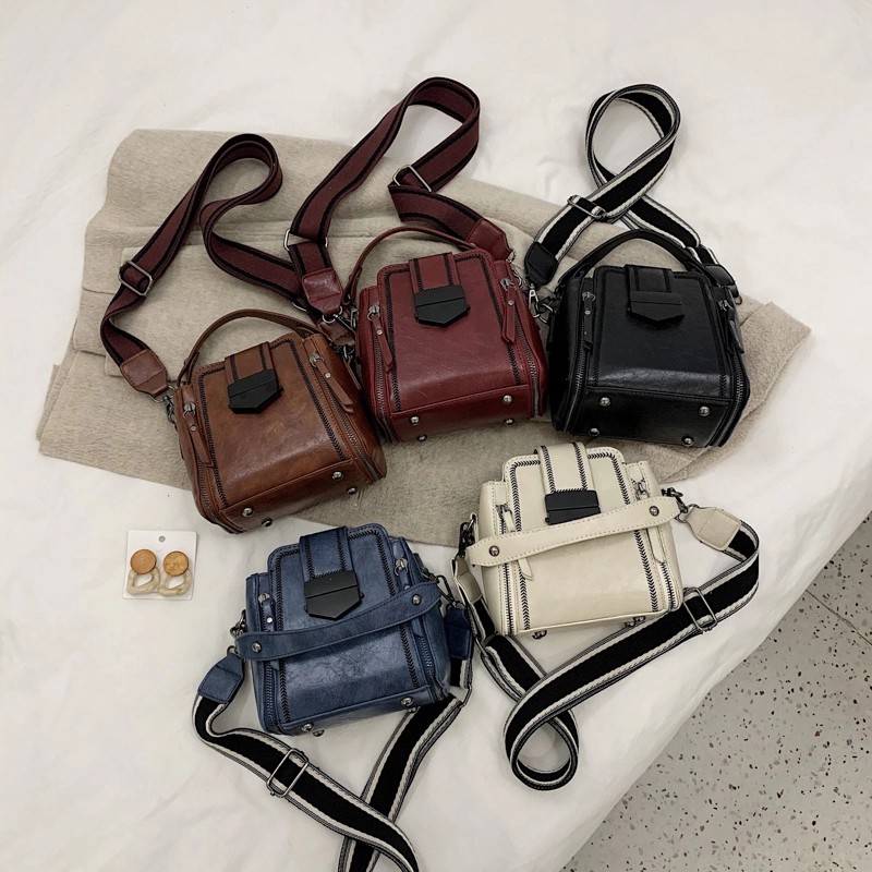 DT123 - Tas Selempang Simple Elegan Casual Kecil/Tas Bahu Wanita Terbaru Casual Fashion Wanita Impor