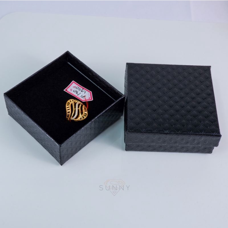 Kotak cincin emas kalung anting