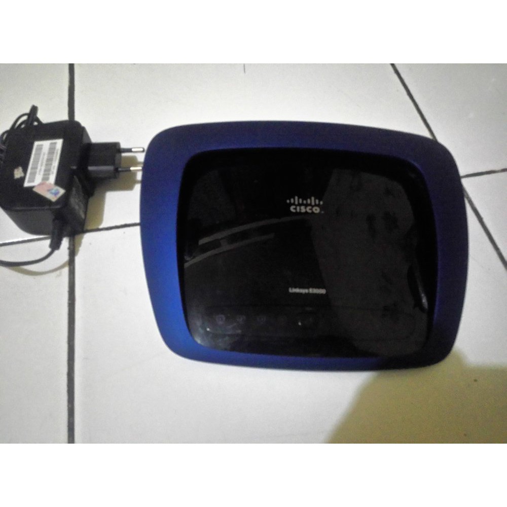 Cisco Linksys E3000 Gigabit Wifi Router