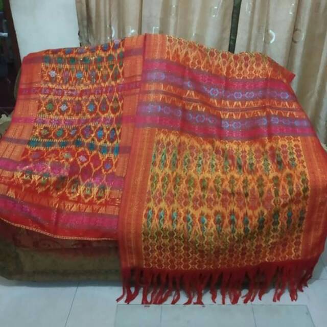 Set kain etnik karo./kain  pengantin karo (uis karo)