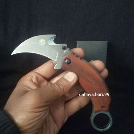 Pisau Karambit Lipat Stainless Steel untuk Survival dan Koleksi