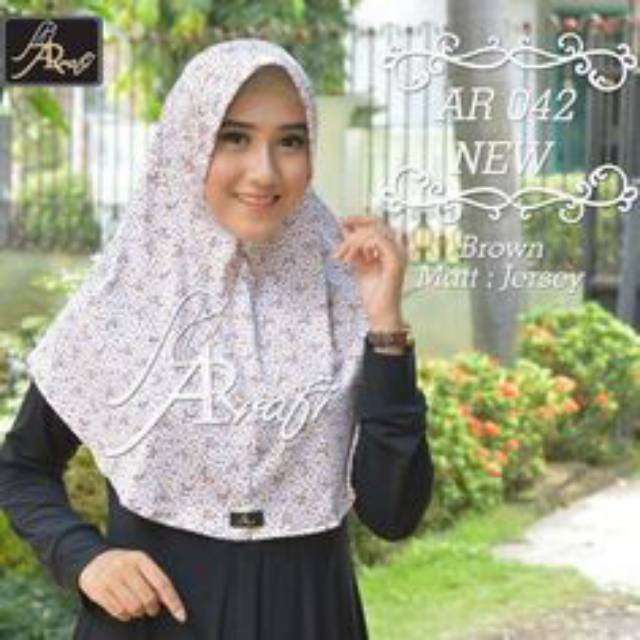 AR 042 STANDAR AR RAFI / JILBAB INSTAN SERUT MOTIF BUNGA
