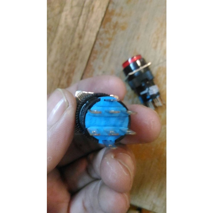 PUSH BUTTON LAMPU 220V 16MM