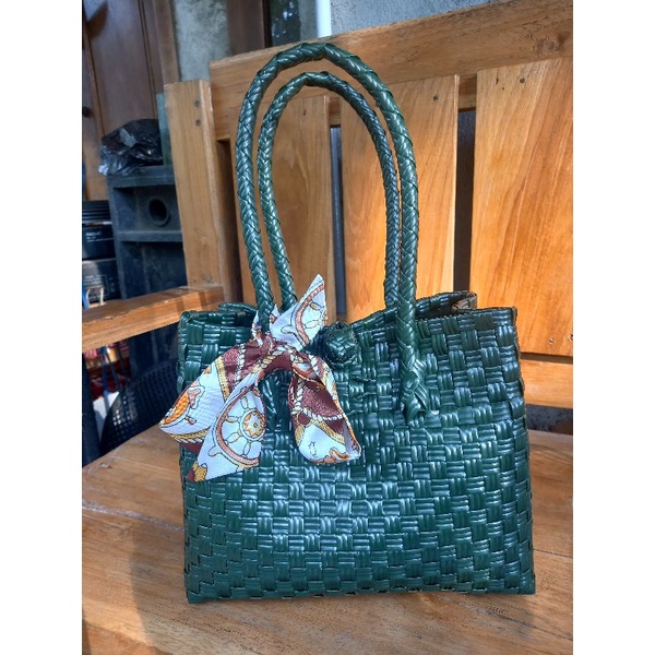 TAS ANYAMAN PLASTIK /TAS JALI/TAS CANTIK