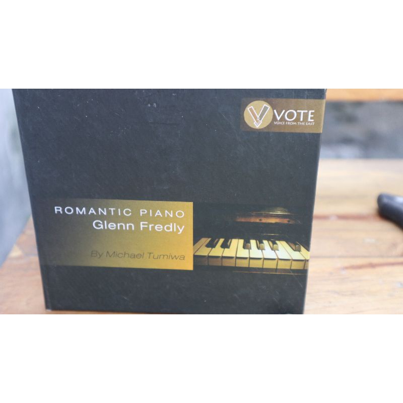 cd glenn fredly romantic piano