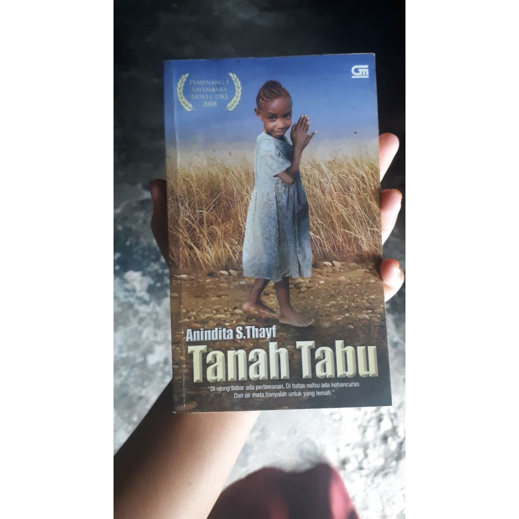 Tanah Tabu - Anindita S.Thayf