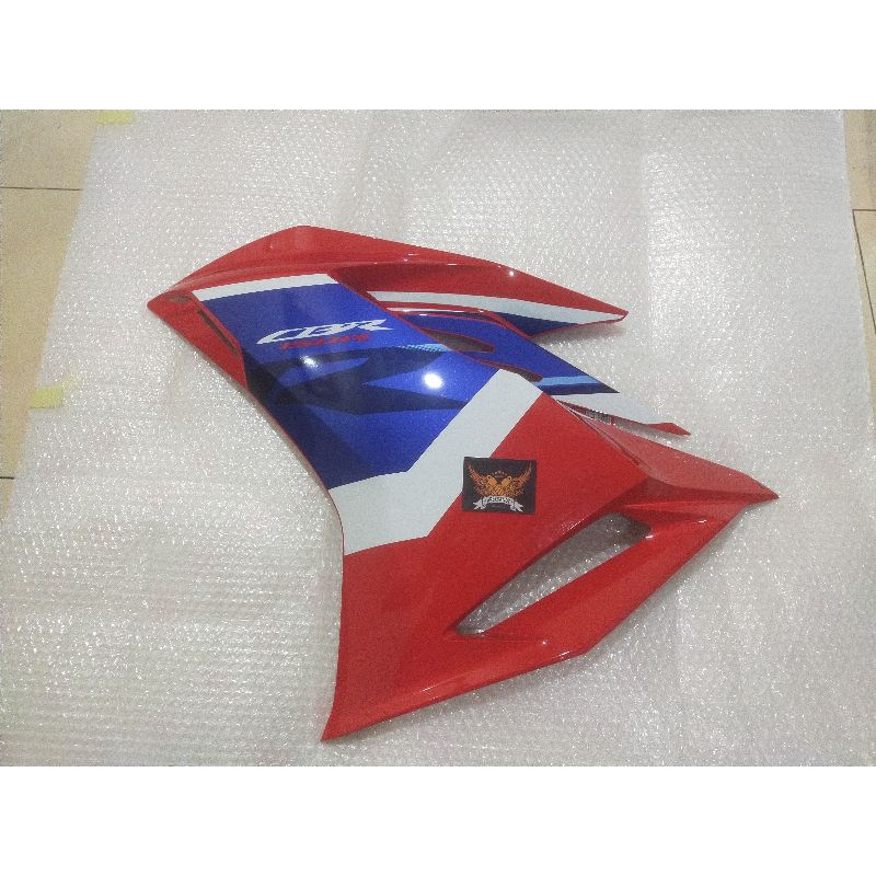 cover body sayap fairing dek samping depan CBR150R CBR 150 r k45r 2021 merah ORI ahm