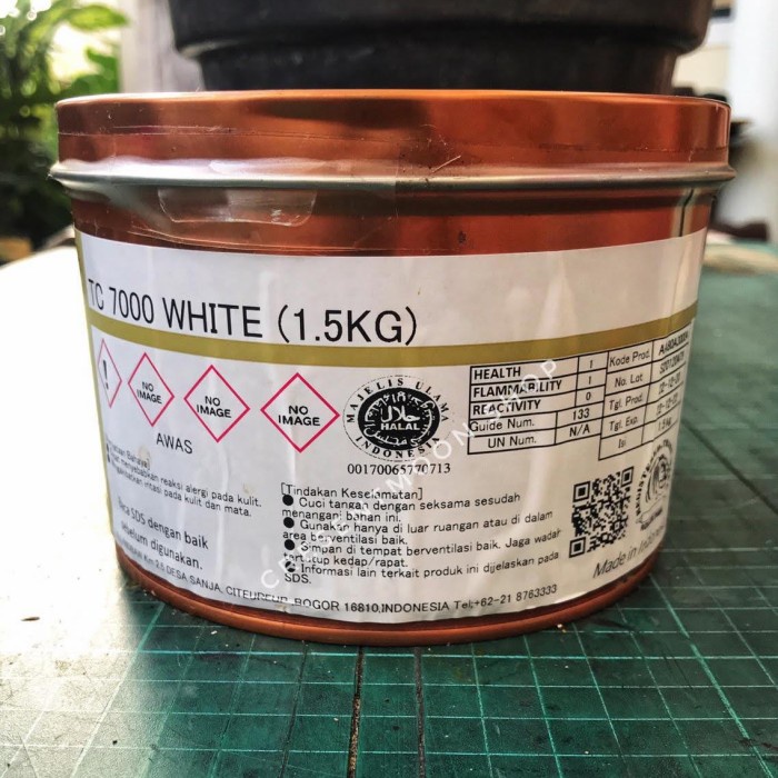 

Tinta Cetak Warna Putih Seni Grafis Cukil Kayu Linocut Lino Karet