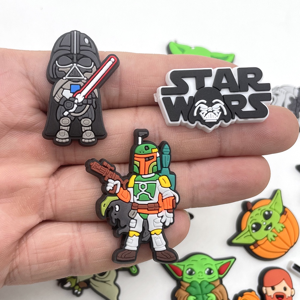 perang bintang Crocs Jibbitz wanita charms sandal star war DIY pin Aksesoris pria Bahan Untuk Dekorasi Sepatu Hadiah anak