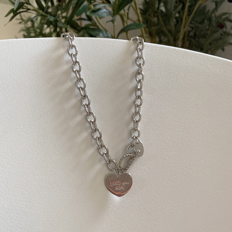 Punk pendant Korea IG Metal Cold Wind Clavicle Chain Female Necklace with Jewelry Love Pendant