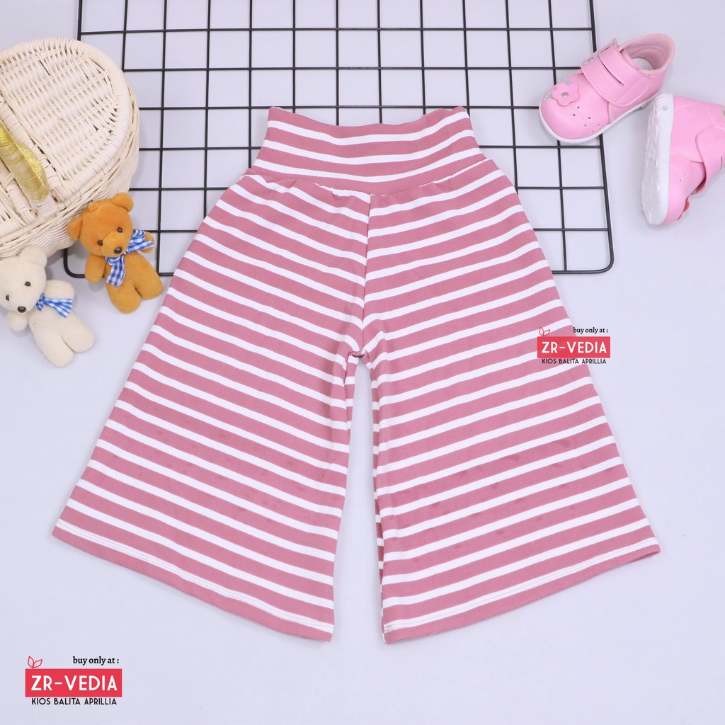 Kulot Motif uk 6-7 Tahun / Celana Anak Perempuan 3per4 Celana Pendek Pants Adem Cullotes Kiosbalitaaprillia