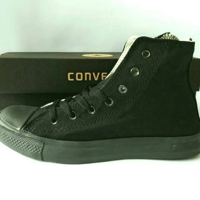 Terbaik Sepatu  Sneakers Converse All  Star  Full Black 