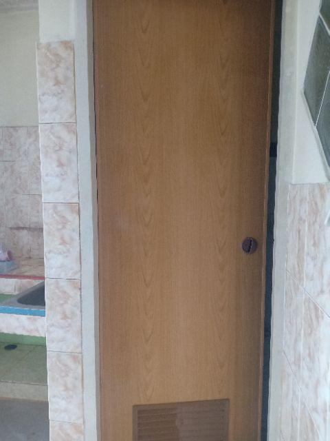 Pintu Kamar Mandi Pvc Plastik Hijau Putih Kuning Biru Pink Urat Kayu
