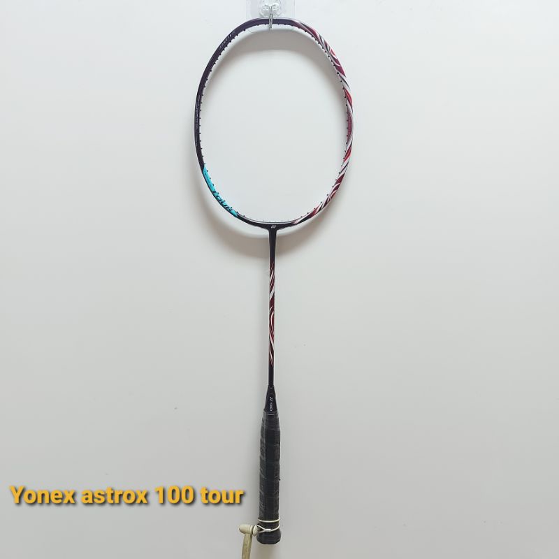 Raket badminton yonex astrox 100 tour