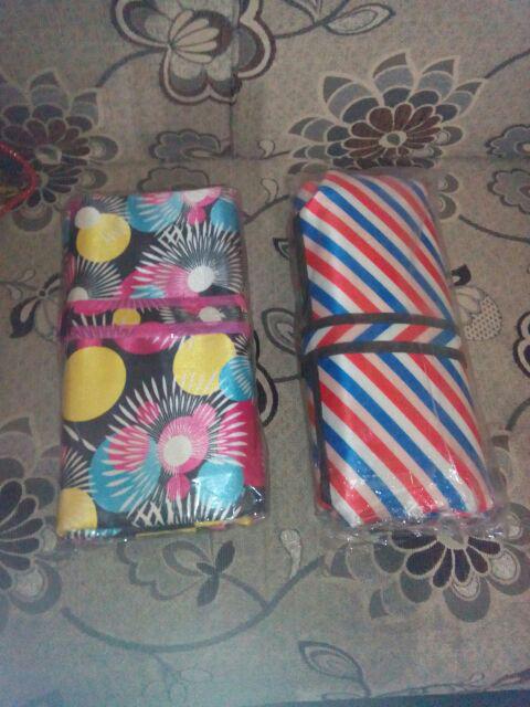Tikar Lipat Piknik Microsatin Anti Air