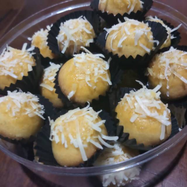 

Nastar premium selai nanas(full butter wijsman)