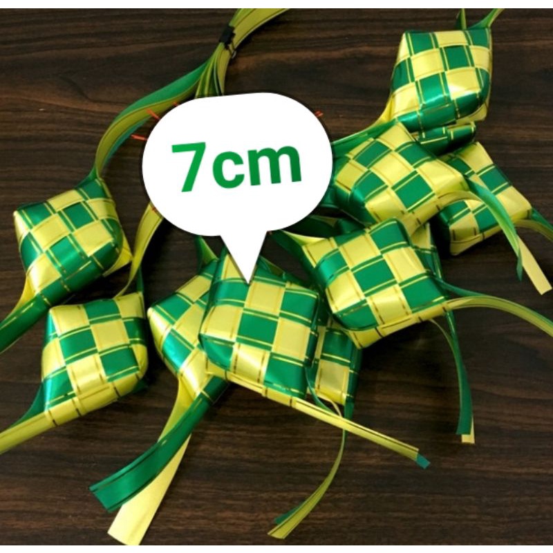 

KETUPAT HIAS PITA JEPANG 7CM KETUPAT HEMPERS LEBARAN
