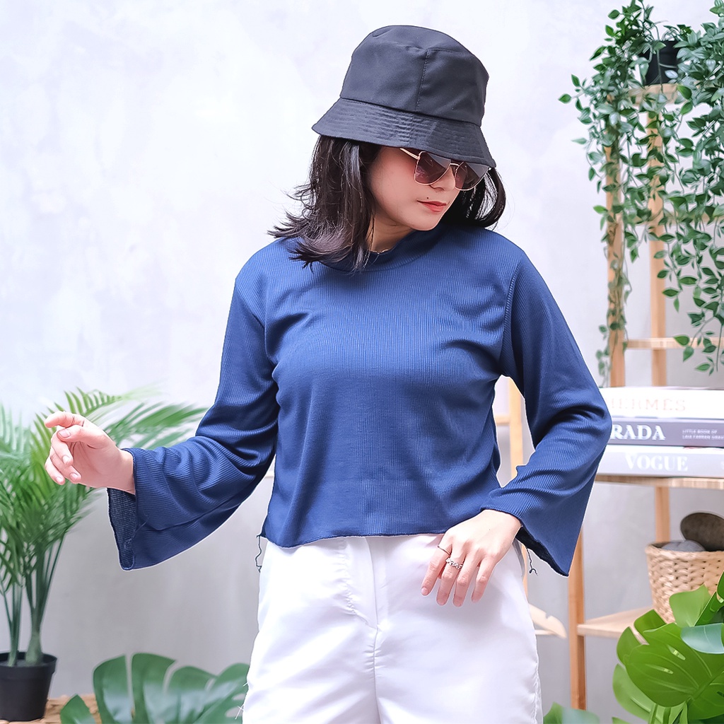 Tq88indonesia Blouse Crop Wanita Kekinian / Mandevilla Crop Top / Blouse Lengan Panjang /Ootd / Baju Atasan Wanita / Baju Lengan Terompet  Terbaru