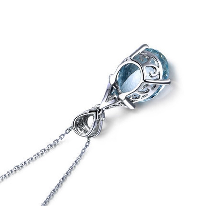 [Ready Stock]Fashion Inlaid Aquamarine Pendant Female Elegant Simple Necklace