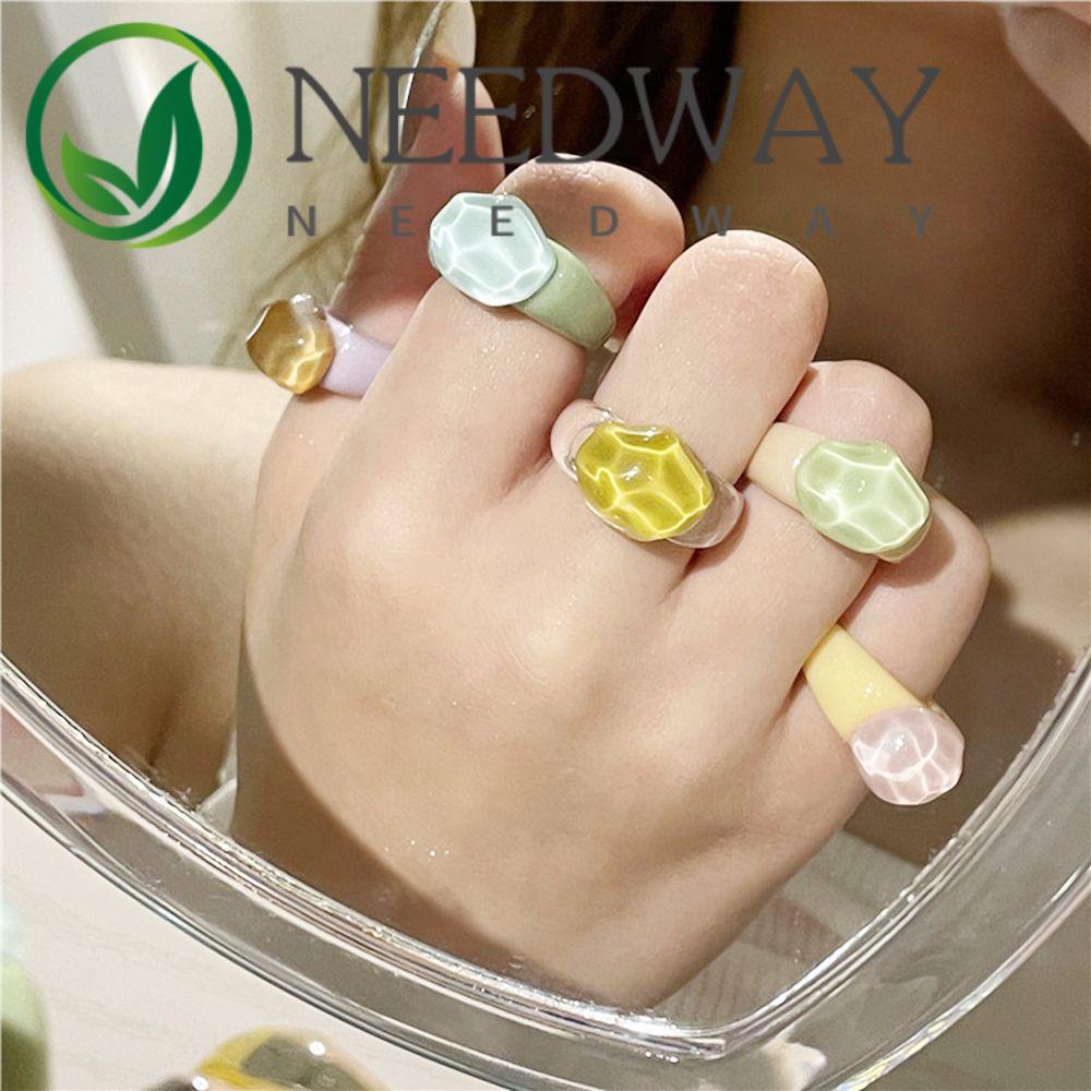 Needway  Gifts Resin Rings Korean Fashion Jewelry Finger Rings Transparent Women Girls Solid Color Geometric Water Ripple Gem Tail Rings/Multicolor