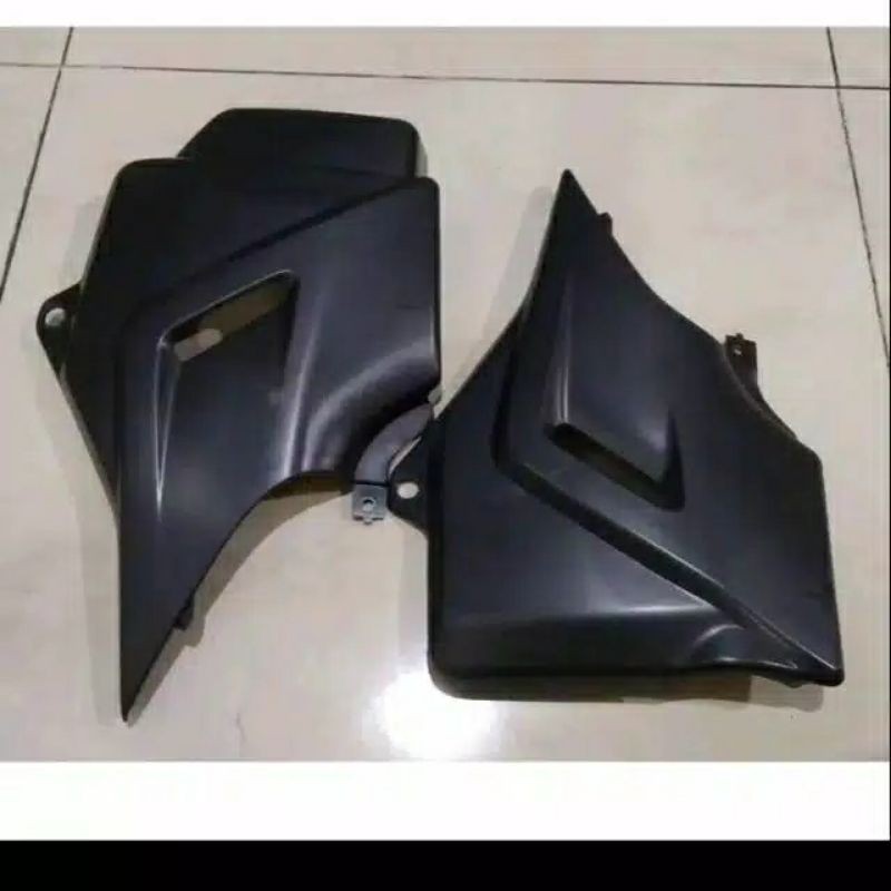 Box aki tutup aki Tiger lama / Tiger 2000 Hitam