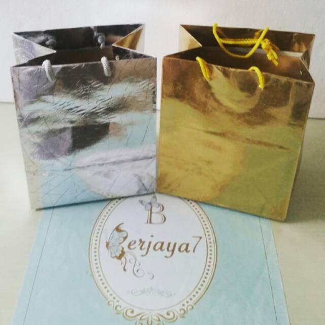 

Kantong kertas / paperbag metalik
