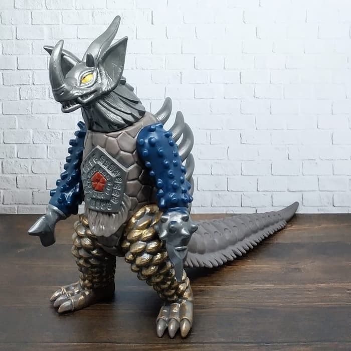 Mainan Godzilla Monster Ultraman Tyrant Action Figure Artikulasi