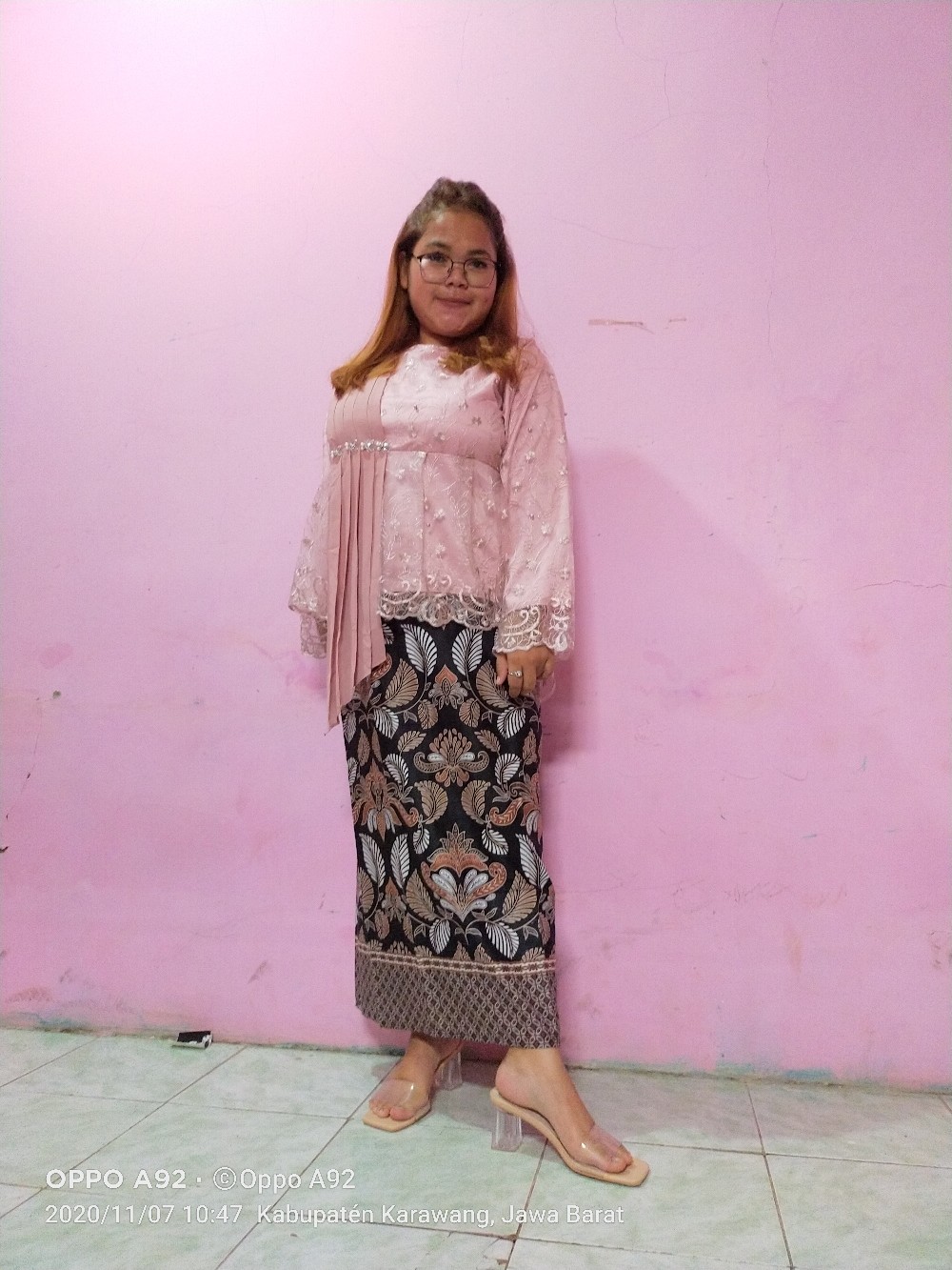 Couple Amalia Couple Kebaya Couple Brokat Sarimbit Batik Modern Couple Keluarga Kebaya Tunangan