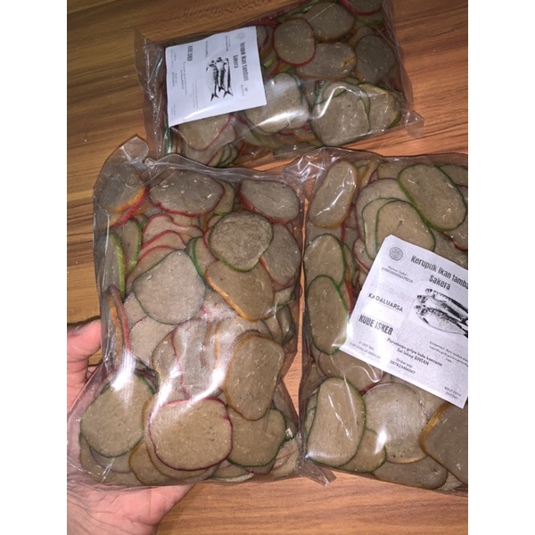 

Kerupuk Ikan Tamban 500gr Olahan Sendiri Gurih Dan Enak. Terlaris