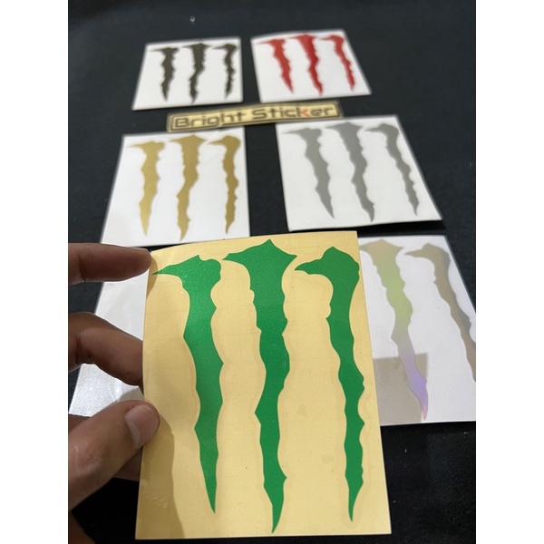 STICKER LOGO M MONSTER CUTTING