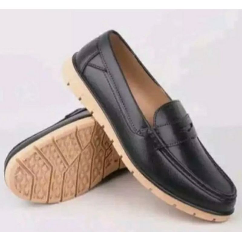 SEPATU KARET YUMEIDA