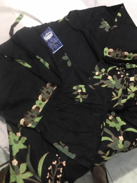 Grosir Terlaris Serut Genes Jelita Tunic Navbor Yelbor Whitbor Creambor Tunik Batik Modern Hrb064