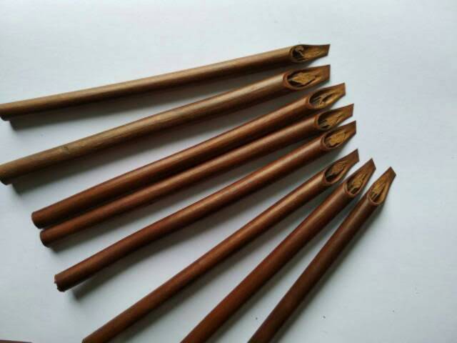 Kayu Handam atau kayu Anam untuk kaligrafi Arab