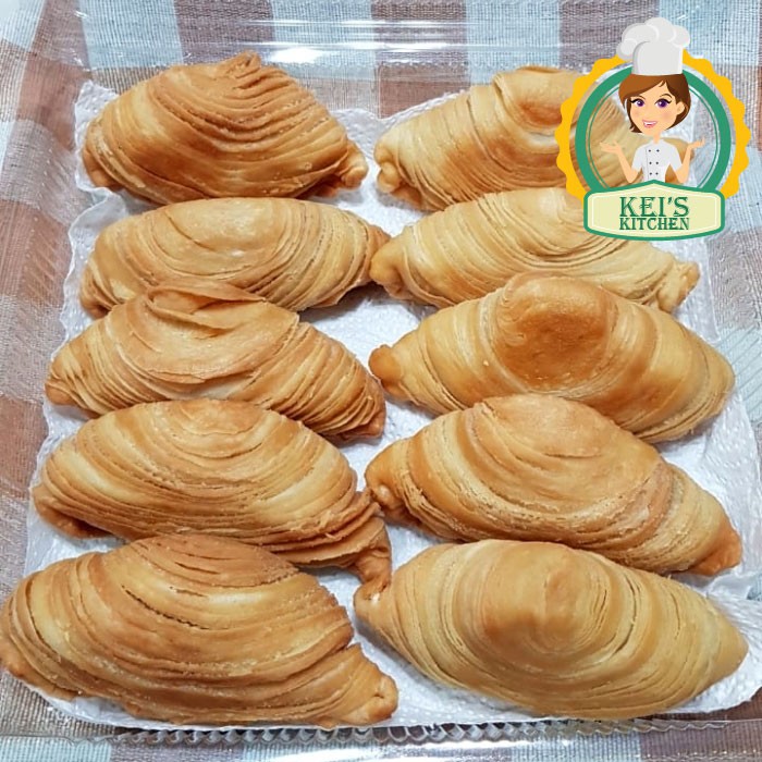 

Curry Puff/Karipap/Pastel Kari Isi Ayam, Kentang dan Wortel