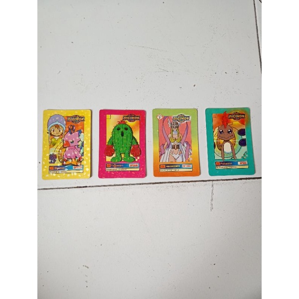Kartu Hologram DIGIMON Campuran