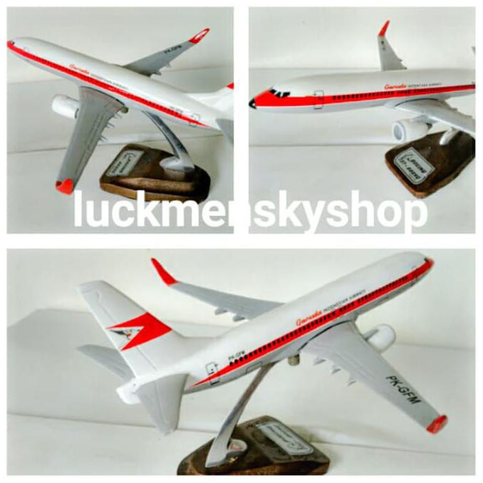 M963- Miniatur Pesawat Garuda Merah Pk-Gfm