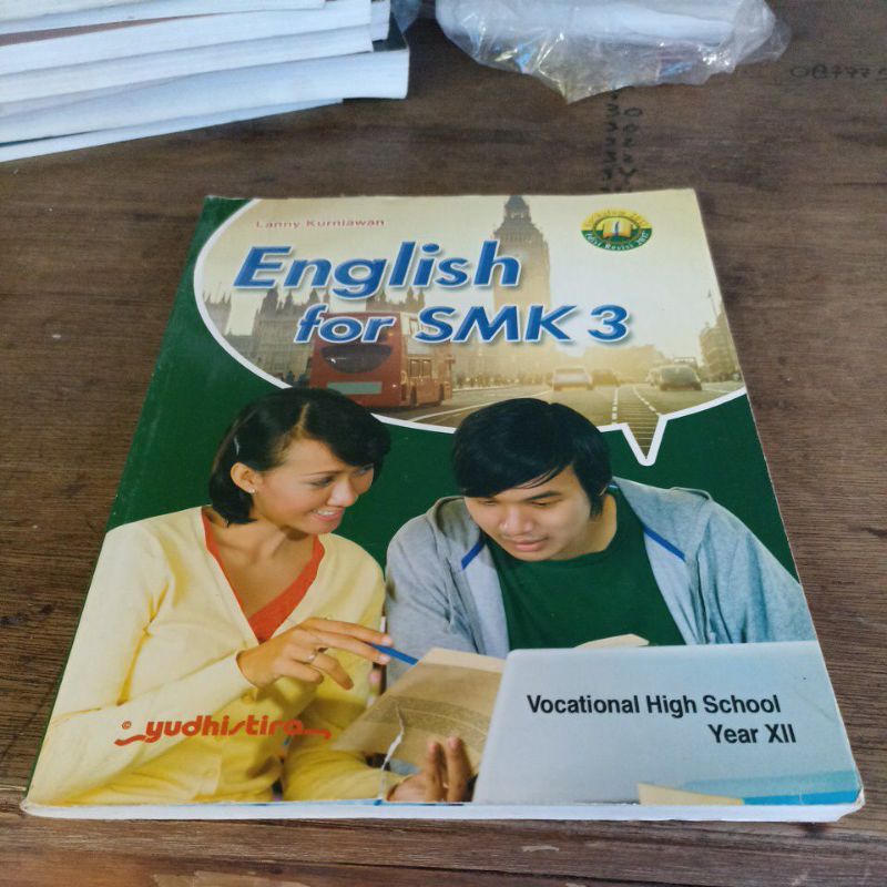 English for SMK 3 bahasa Inggris kelas 3 smk yudhistira