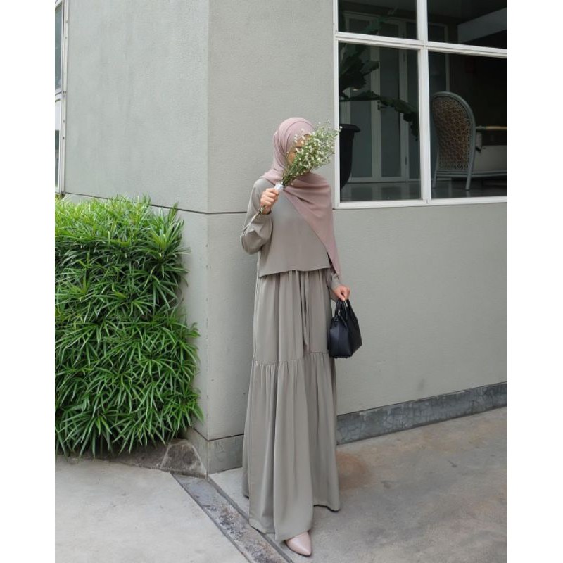 Seruni Dress by Azmiza