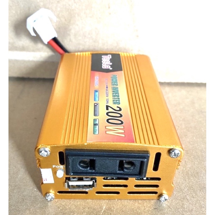 POWER INVERTER TESLA 200w 200 watt 200watt + USB DC 12v TO AC 220v PENGUBAH ARUS DC KE AC