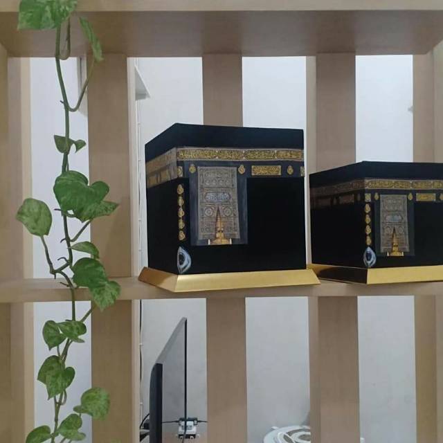 Jumbo Celengan Ka'bah