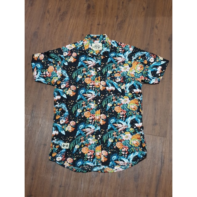 AZCO- KEMEJA HAWAI MOTIF MALDIVES