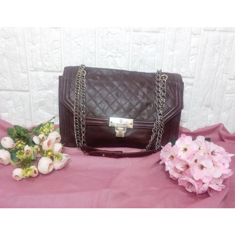 Vera Wang Bag Preloved