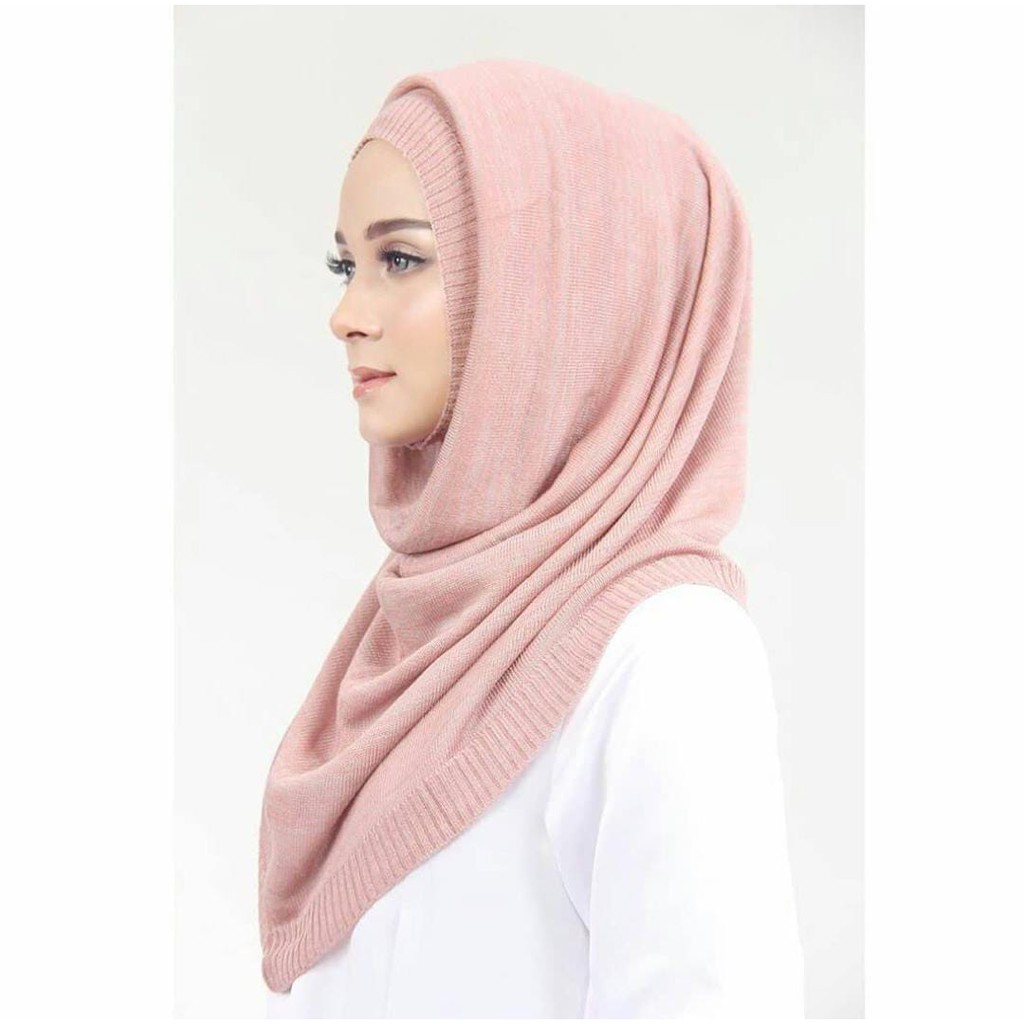 HIJAB RAJUT HOODIE HITS