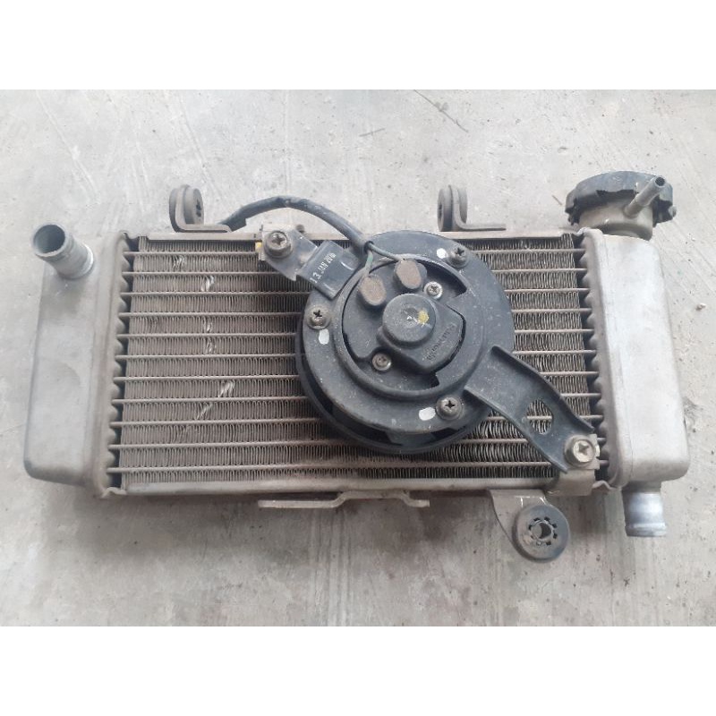 radiator set kipas cbr150r k45a