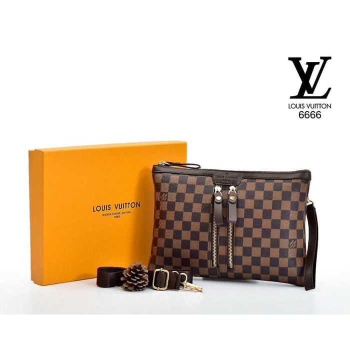 Limited Clutch 666 Lv Import Super New  Dompet Tangan Bisa Selempang double strap