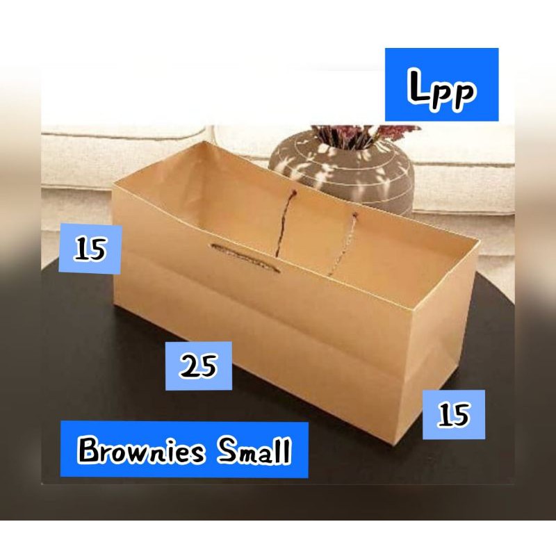

Paper Bag / Kantong Kertas Brownies Small uk 25 x 15 x 15 cm [ 150 gsm ] - 12 Pcs