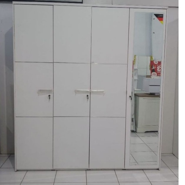Avanti MADRID LP401 Lemari Pakaian 4 Pintu Minimalis - White Glossy/Grey Linen 200x59x223.5 cm