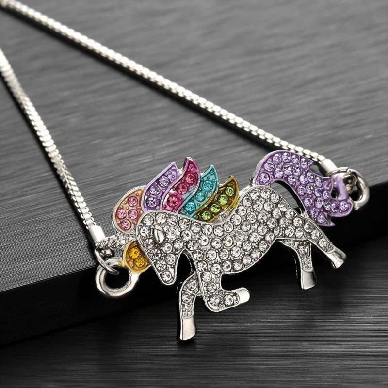 Gelang Tangan Rantai Adjustable Motif Kuda Poni / Unicorn Aksen Berlian Untuk Perhiasan Wanita